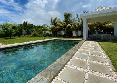 Maison/Villa - 4 chambres - 300 m²