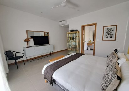 Maison/Villa - 4 chambres - 307 m²