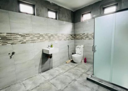 Maison/Villa - 4 chambres - 325 m²