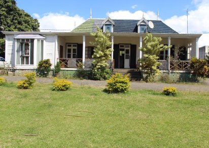 Maison/Villa - 4 chambres - 325 m²