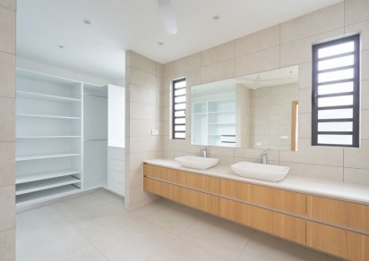 Maison/Villa - 4 chambres - 333 m²