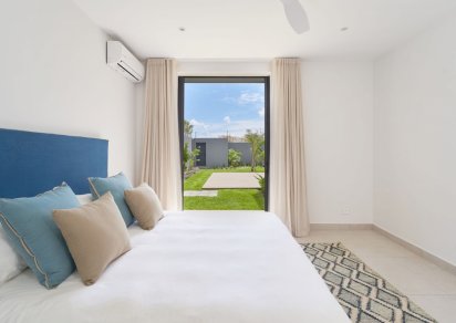 Maison/Villa - 4 chambres - 333 m²