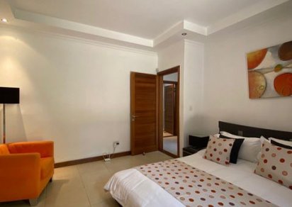 Maison/Villa - 4 chambres - 335 m²