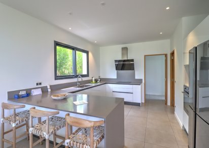 Maison/Villa - 4 chambres - 342 m²