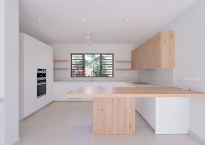 Maison/Villa - 4 chambres - 350 m²