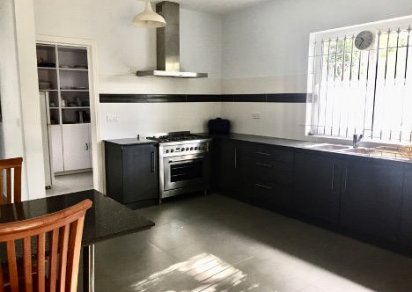 Maison/Villa - 4 chambres - 371 m²