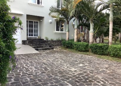 Maison/Villa - 4 chambres - 371 m²