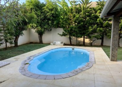 Maison/Villa - 4 chambres - 371 m²