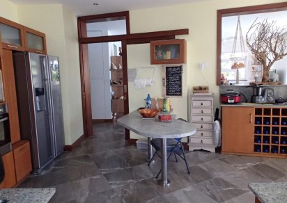 Maison/Villa - 4 chambres - 376 m²