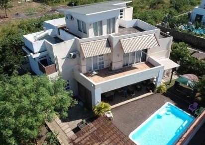 Maison/Villa - 4 chambres - 376 m²