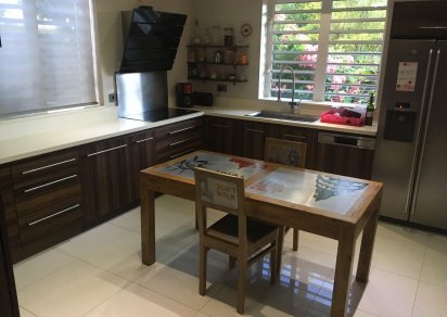 Maison/Villa - 4 chambres - 400 m²