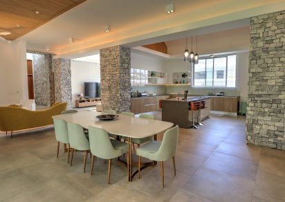 Maison/Villa - 4 chambres - 420 m²