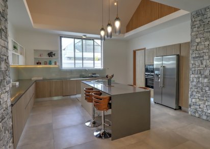 Maison/Villa - 4 chambres - 420 m²