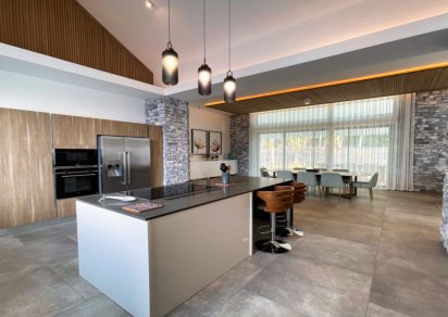 Maison/Villa - 4 chambres - 437 m²