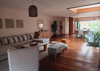 Maison/Villa - 4 chambres - 450 m²