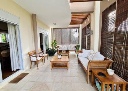 Maison/Villa - 4 chambres - 500 m²