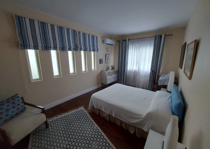 Maison/Villa - 4 chambres - 500 m²
