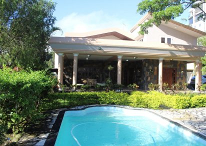 Maison/Villa - 4 chambres - 557 m²
