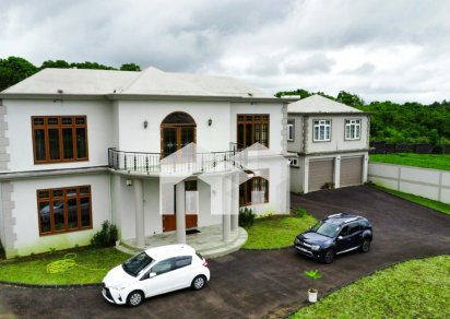 Maison/Villa - 4 chambres - 770 m²