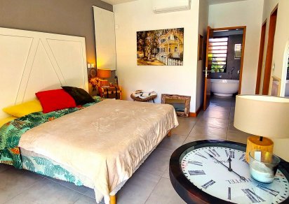 Maison/Villa - 4 chambres - N.S m²