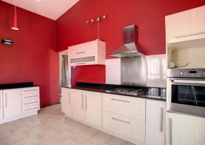Maison/Villa - 5 chambres - 169 m²
