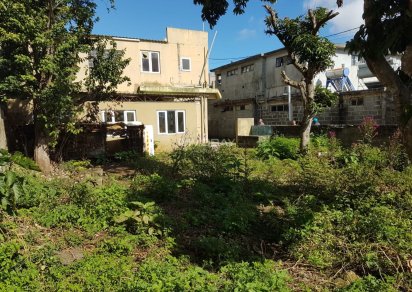 Maison/Villa - 5 chambres - 2500 p²