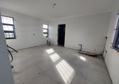 Maison/Villa - 5 chambres - 250 m²
