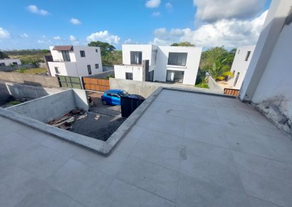 Maison/Villa - 5 chambres - 250 m²