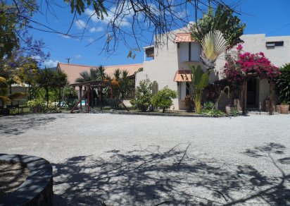 Maison/Villa - 5 chambres - 250 m²