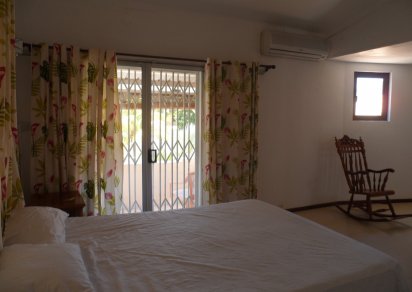 Maison/Villa - 5 chambres - 250 m²
