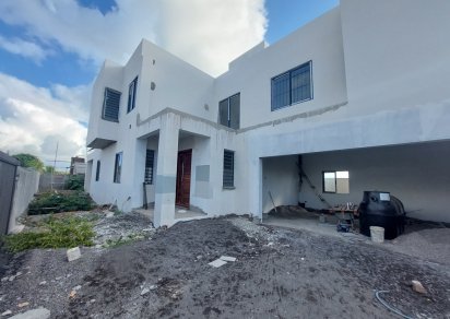 Maison/Villa - 5 chambres - 250 m²