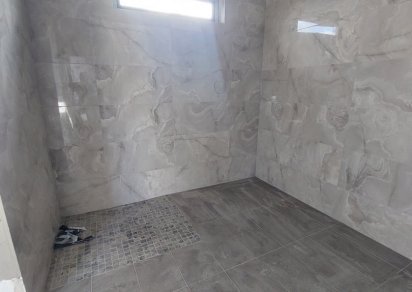 Maison/Villa - 5 chambres - 250 m²