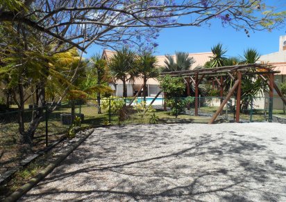 Maison/Villa - 5 chambres - 250 m²
