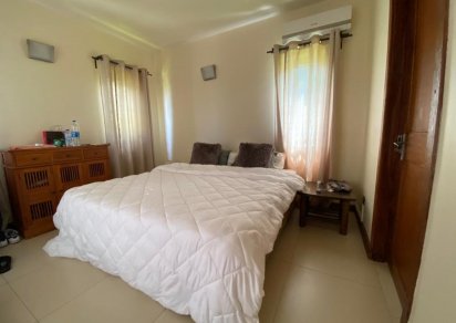 Maison/Villa - 5 chambres - 371 m²