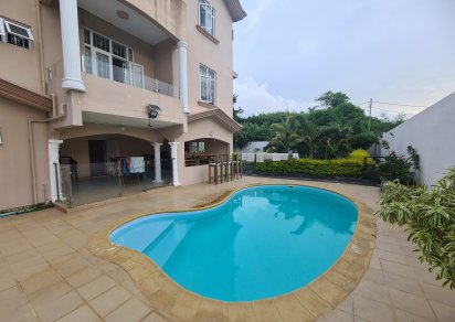 Maison/Villa - 5 chambres - 380 m²