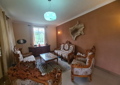 Maison/Villa - 5 chambres - 380 m²