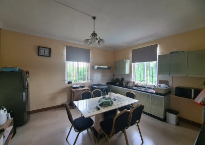 Maison/Villa - 5 chambres - 380 m²