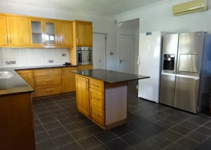 Maison/Villa - 5 chambres - 400 m²