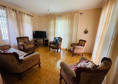 Maison/Villa - 5 chambres - 418 m²