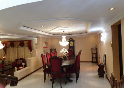 Maison/Villa - 5 chambres - 450 m²