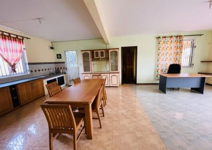 Maison/Villa - 5 chambres - N.S m²