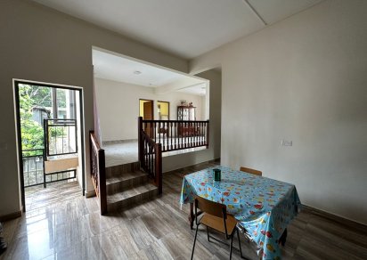 Maison/Villa - 6 chambres - 290 m²