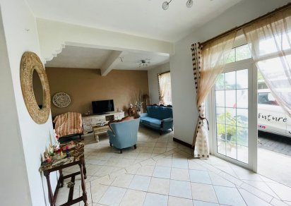 Maison/Villa - 6 chambres - 409 m²
