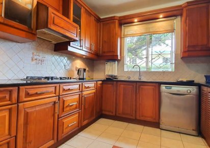 Maison/Villa - 6 chambres - 445 m²