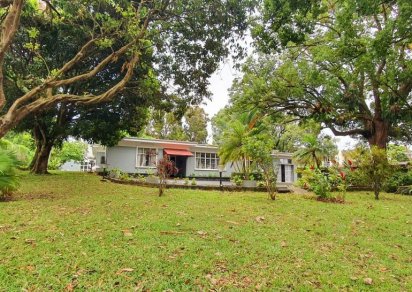 Maison/Villa - 6 chambres - 445 m²
