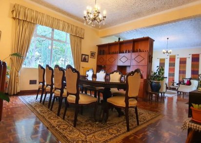 Maison/Villa - 6 chambres - 445 m²