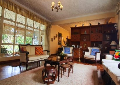 Maison/Villa - 6 chambres - 445 m²