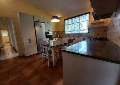 Maison/Villa - 7 chambres - 420 m²
