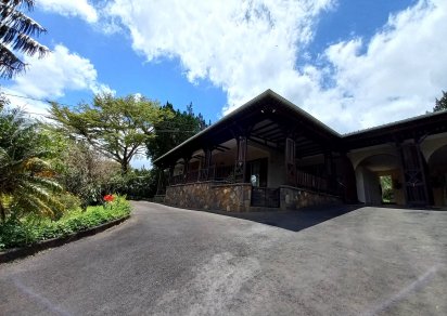 Maison/Villa - 7 chambres - 420 m²