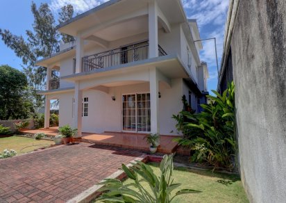 Maison/Villa - 8 chambres - 270 m²